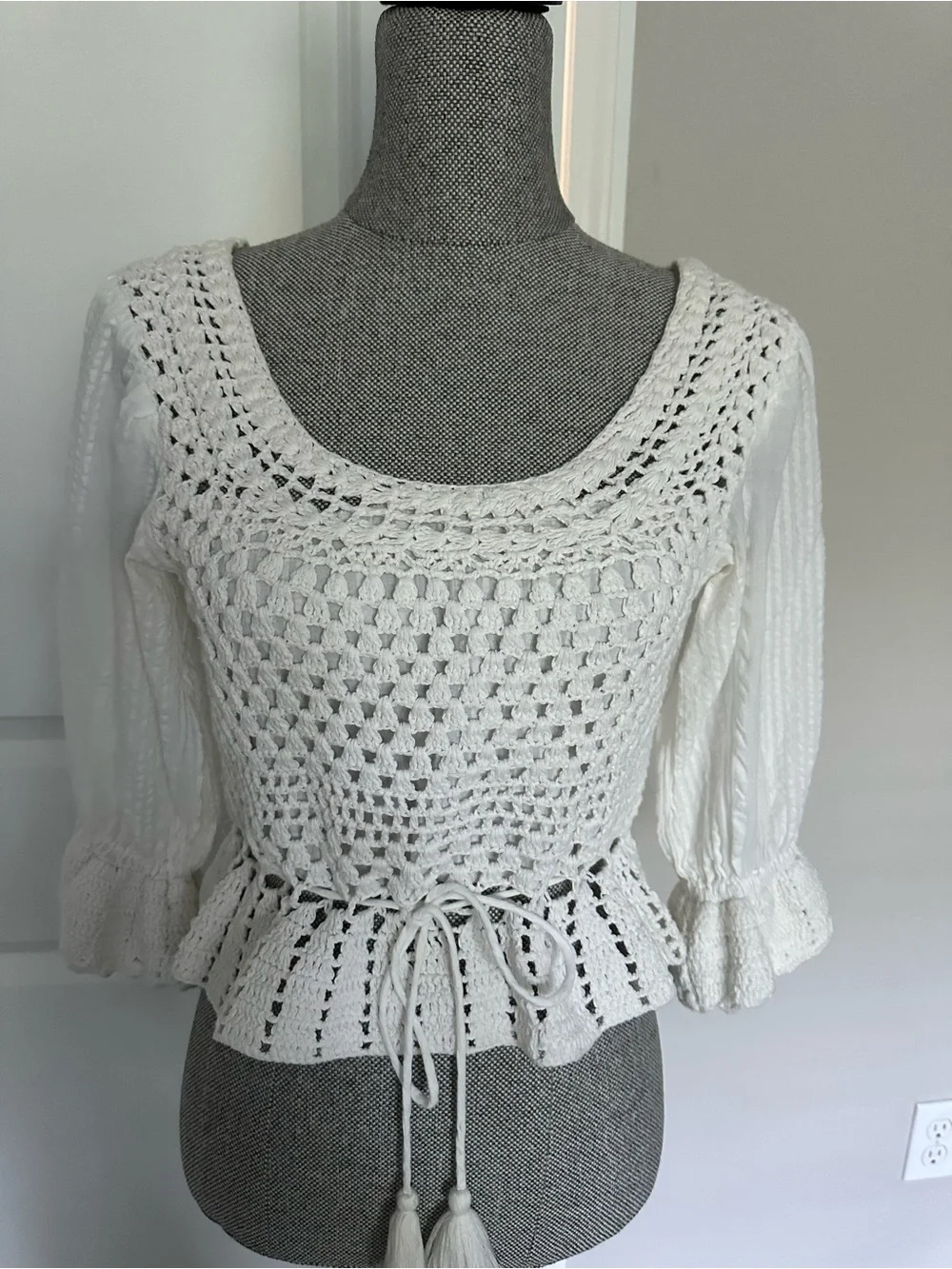 Free People Cream Crochet Tie-Waist Peplum Blouse,size XS